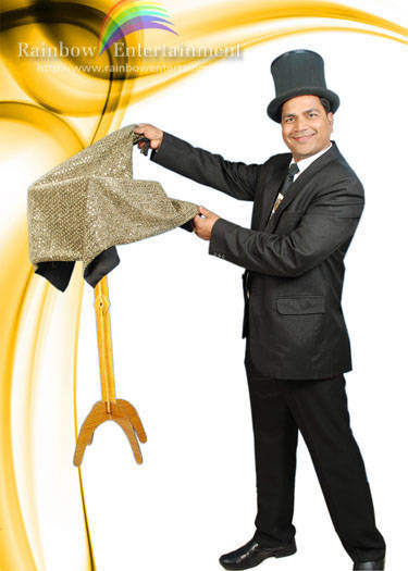 Magic Show, best Magician in Delhi, Magic Show Organisers in Delhi, Magic Show Delhi, Magic Show, Delhi,magic show
